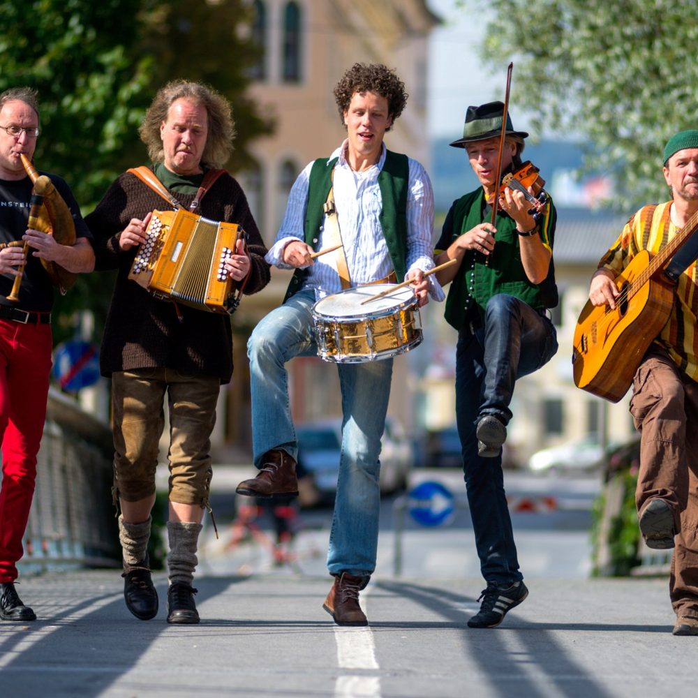 002_polka_potente_c_johannes_gellner 002_polka_potente_c_johannes_gellner