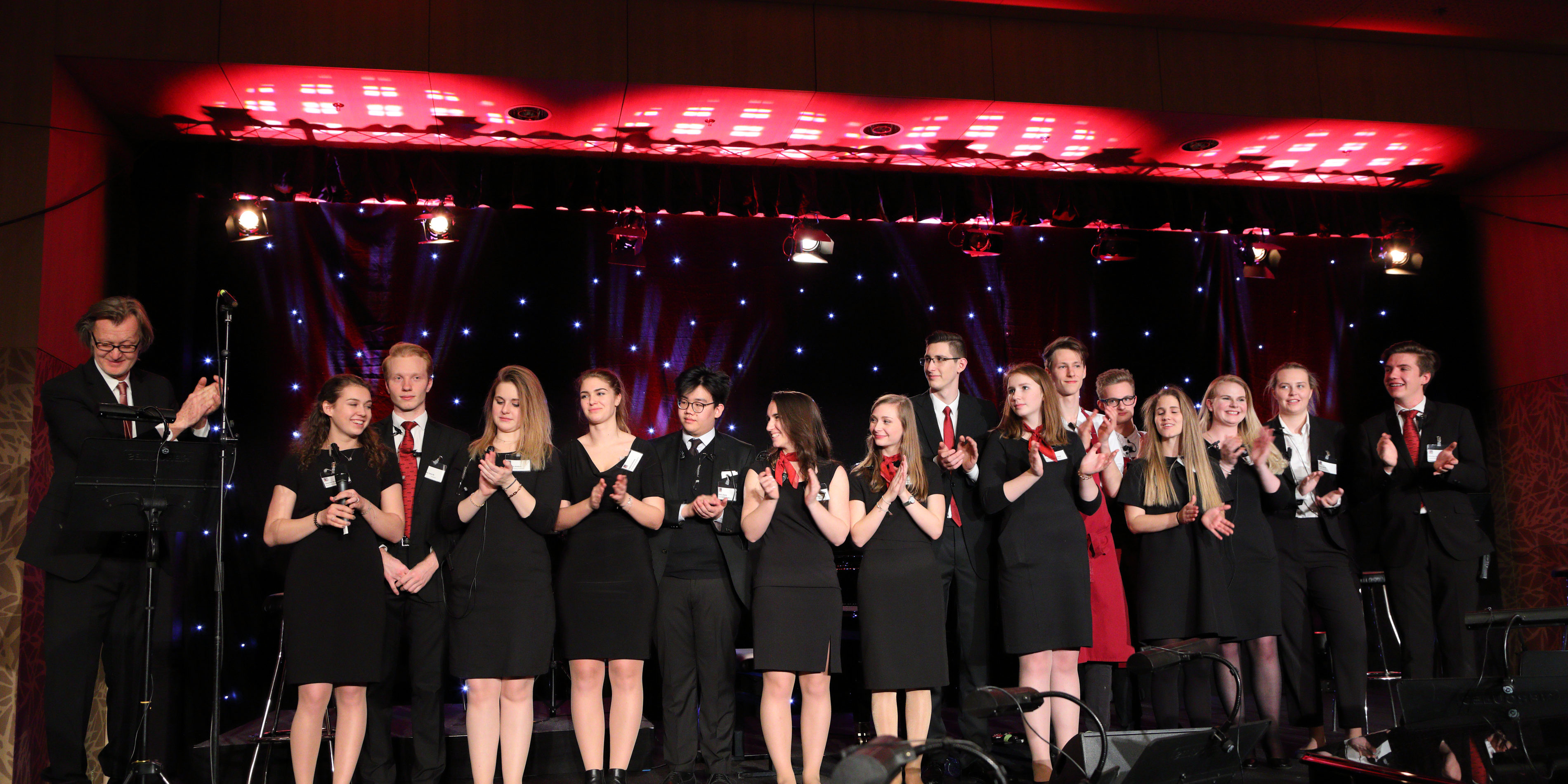 197_20180217_Theaterhotel_2018_big